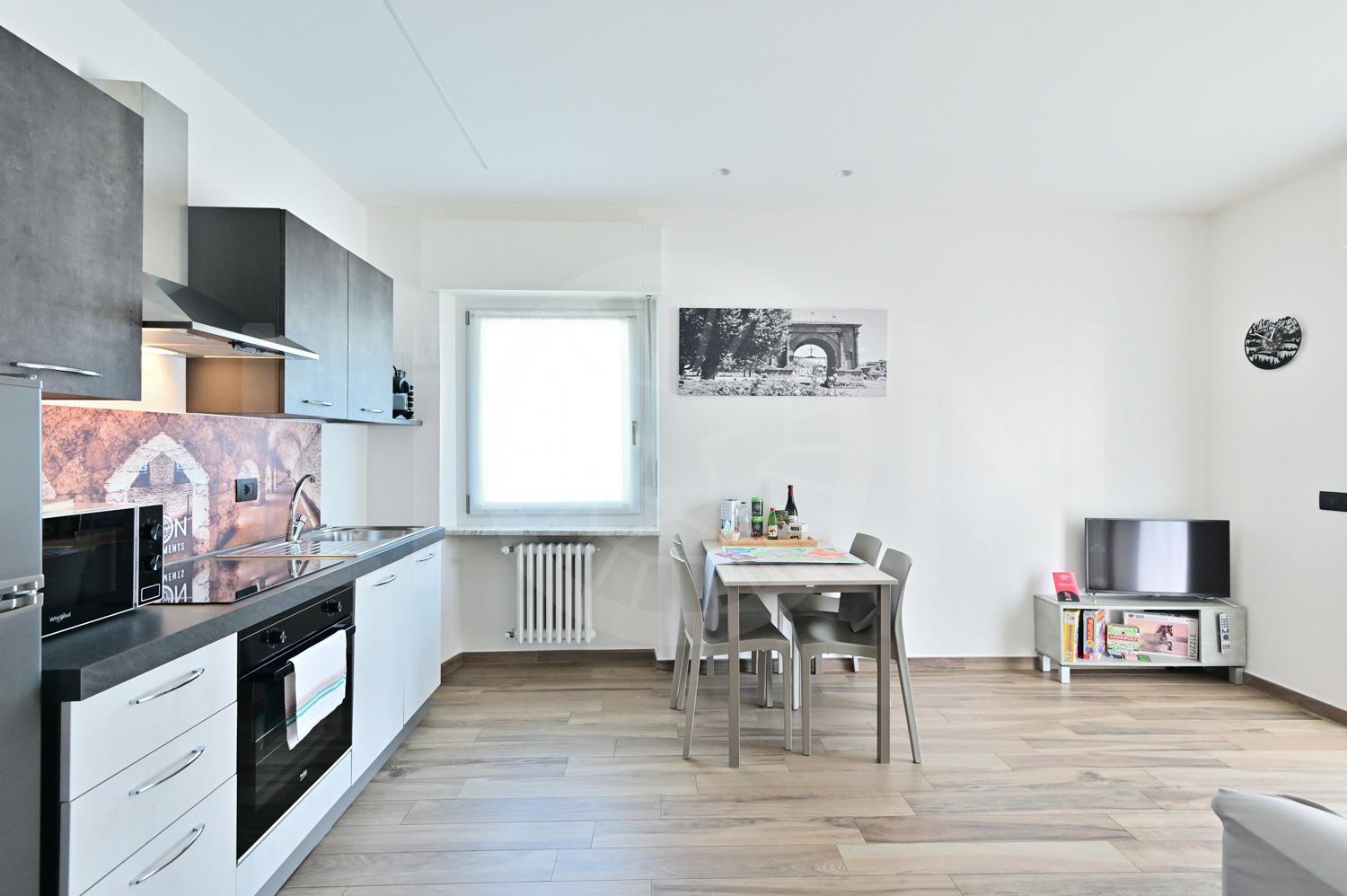 Le Lion Apartments - Bike & Ski Аоста Екстериор снимка